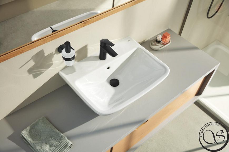 Смеситель для умывальника Grohe Eurosmart New S-Size однорычажный, черный матовый (324672433) 324672433 фото